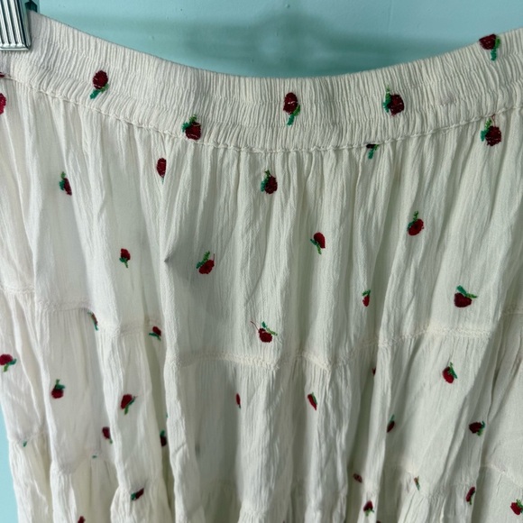 Free People In Full Swing Cherry Embroidered Midi Skirt W Pockets Size XS - Picture 12 of 12